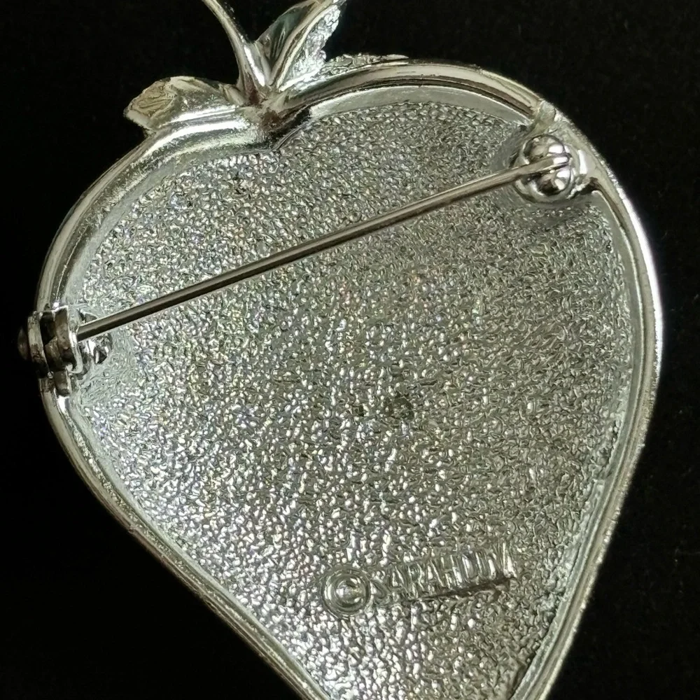Sarah Coventry 1968 Silver toned  Strawberry Brooch